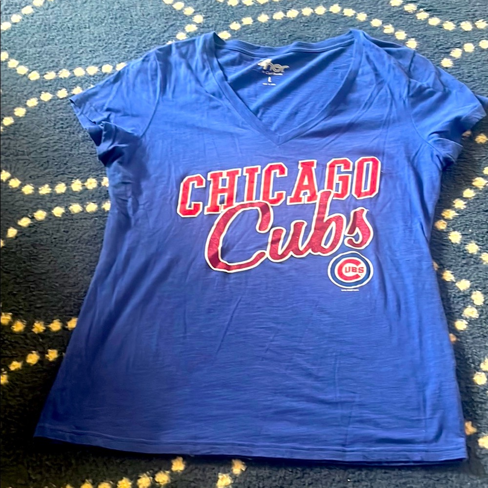 Chicago Cubs Women's Blue V-Neck Top